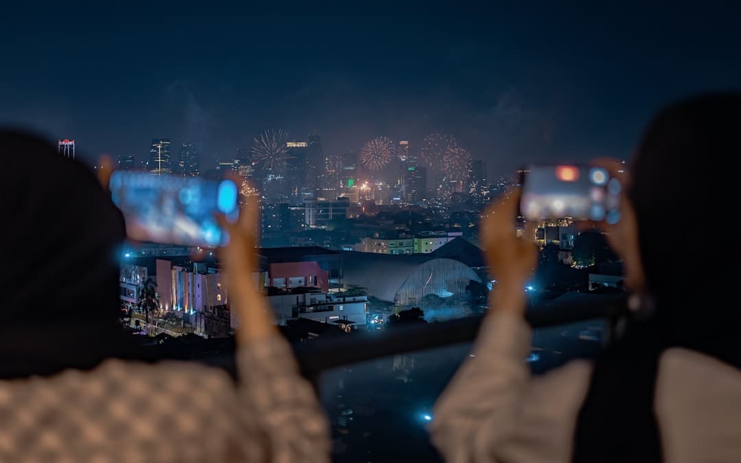 「抖音电影奇遇夜」，一场关于酷爱的美妙之旅